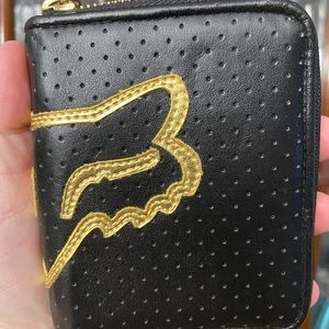 Fox medium zip around wallet